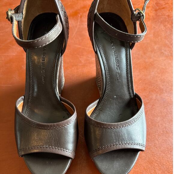 Banana Republic Nicola Wedge Heels 7M Snakeskin Brown Leather - Picture 2 of 9